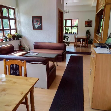 And Vicko بيت ضيافة 2*