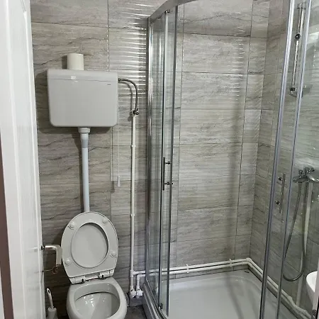 And Vicko Konukevi 2*