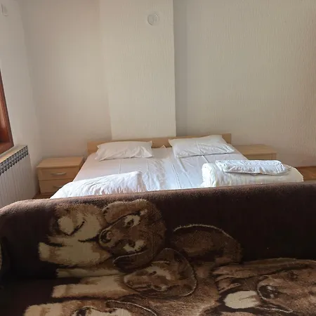 Konukevi And Vicko 2*