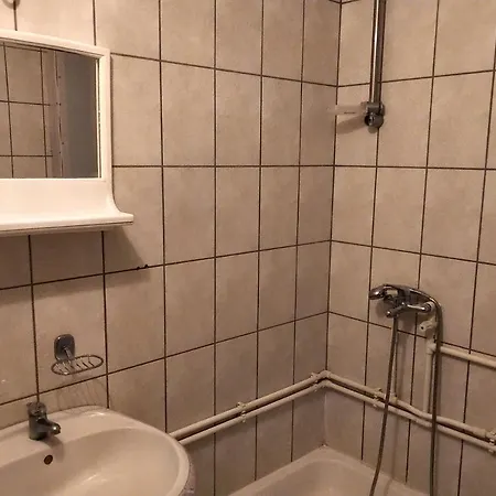 And Vicko بيت ضيافة 2*